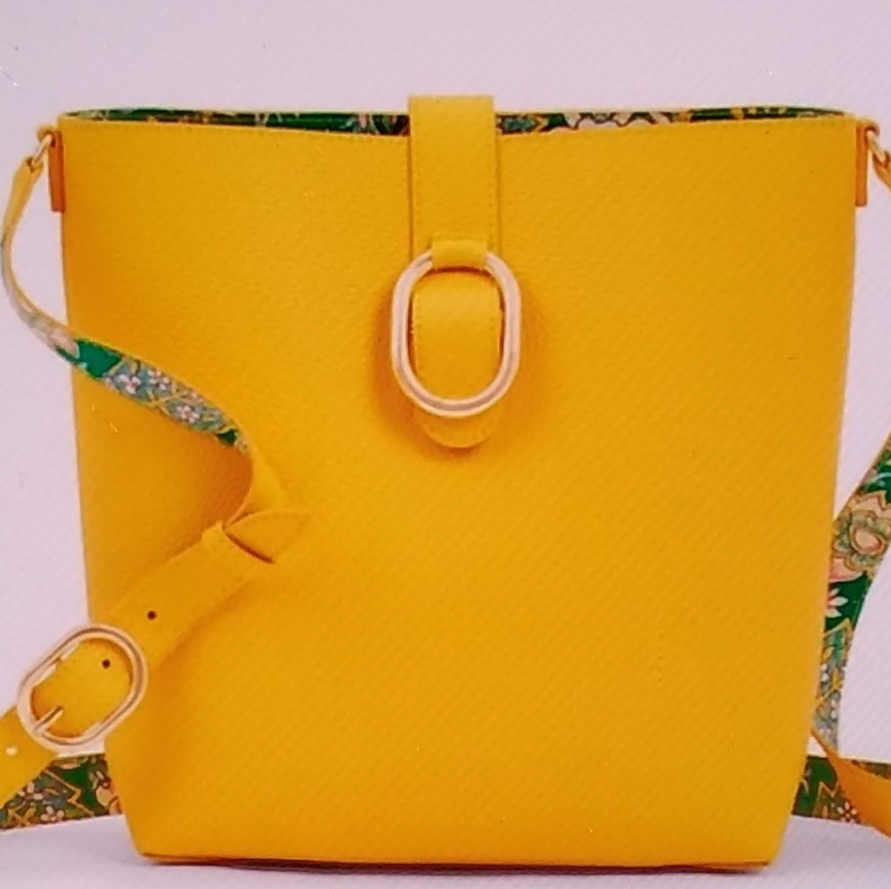 NWOT Talbots Leather Bucket Bag
